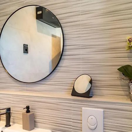 Apartman M2 *