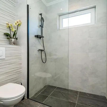 M2 Apartman